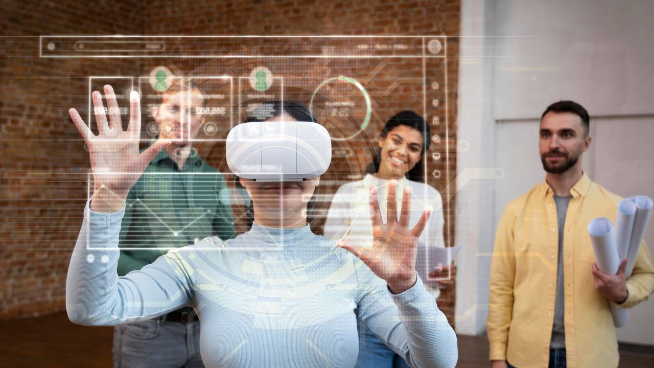 Revolutionize Field Service with Merged Reality: The Future is Here!