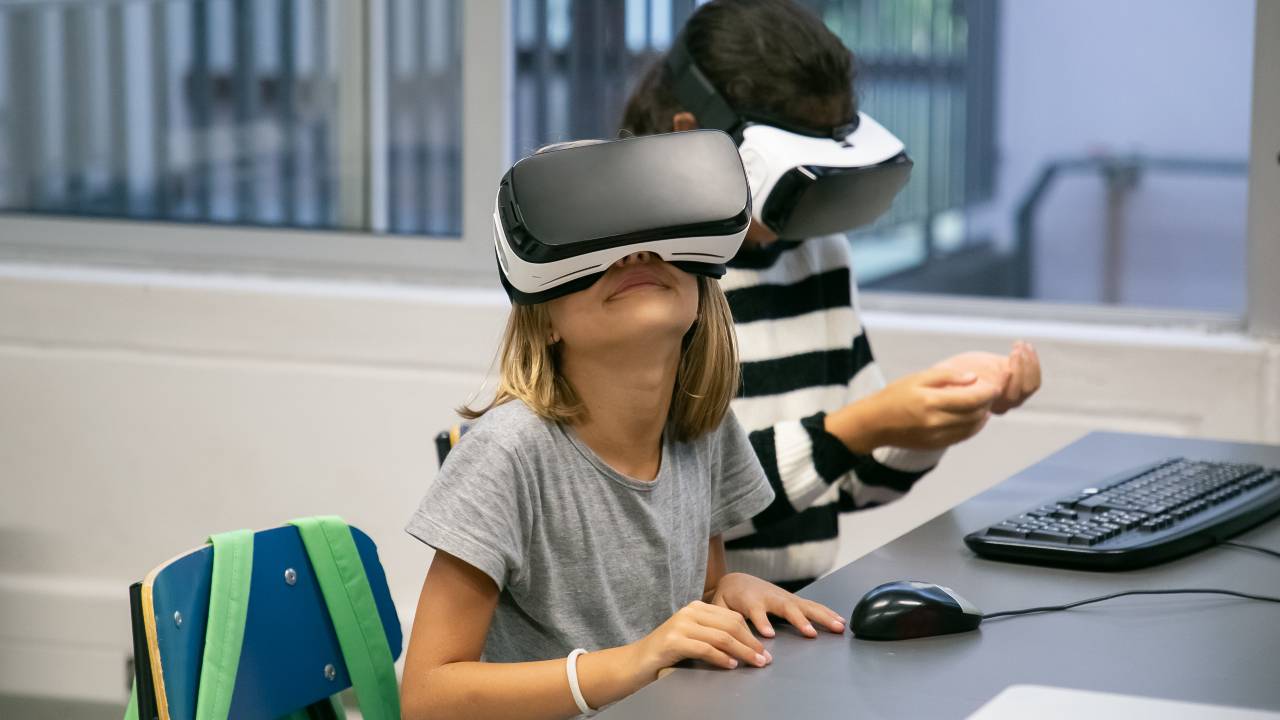 Unveil the power of Immersive Technologies: The Future of Learning!